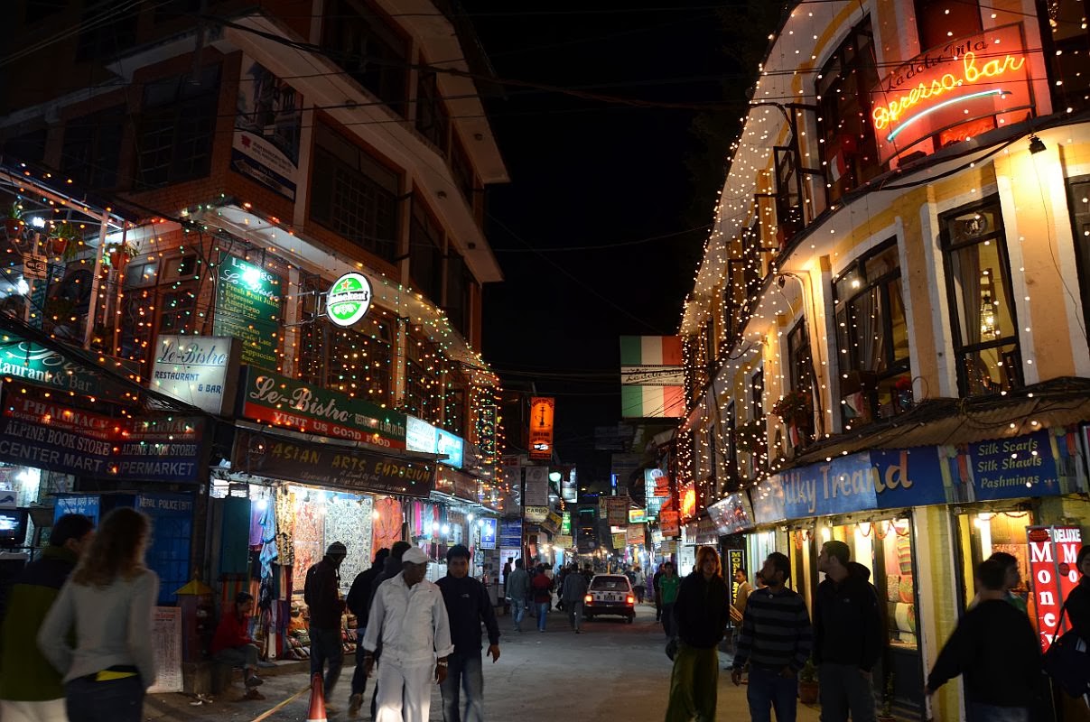 Kathmandu-02-05-Thamel-Street-Lights-Up-At-Night