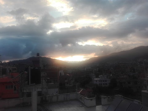 weather kathmandu cover