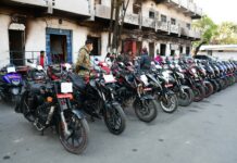 हराएका ६५ वटा मोटरसाइकलर र स्कुटर सम्बन्धित धनीलाई हस्तान्तरण