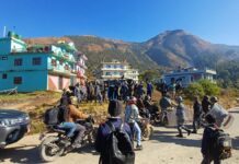 जनार्दन शर्मालाई रूकुम पश्चिममा कालो झण्डा