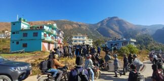 जनार्दन शर्मालाई रूकुम पश्चिममा कालो झण्डा